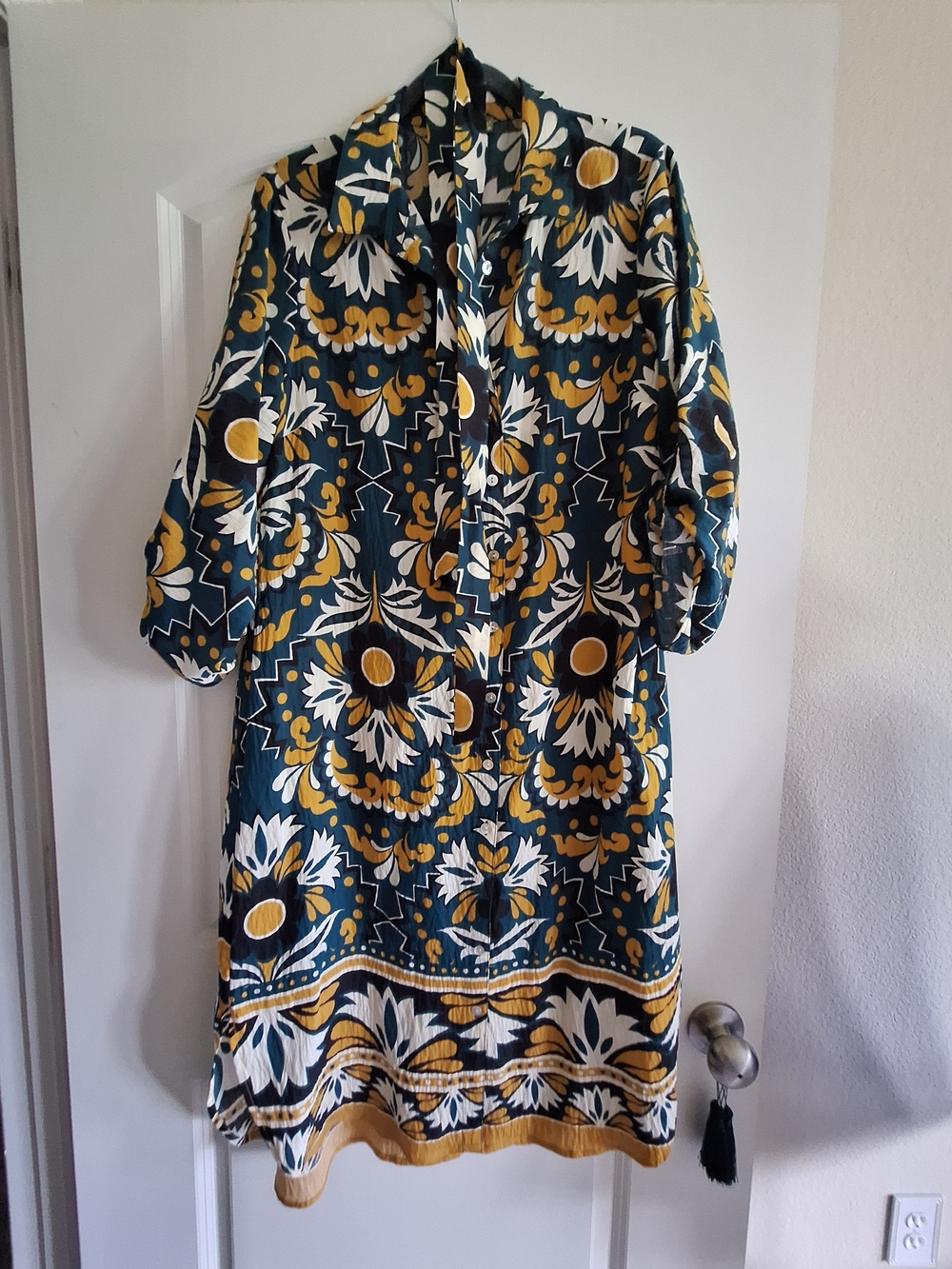 Women’s Green Floral Tie-Neck Dress